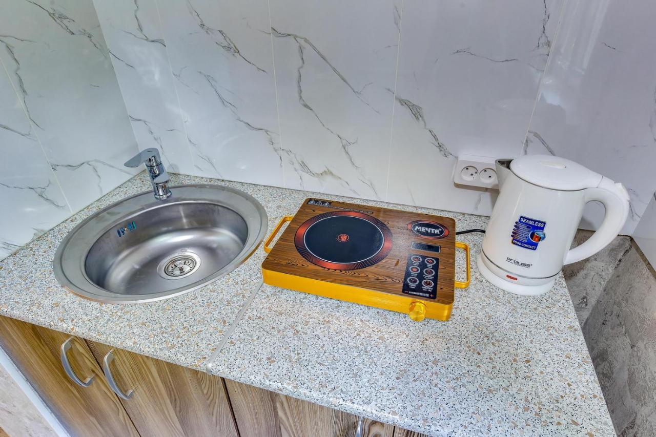 Yourhouse На Розыбакиева Утепова Недалеко От Меги Almati Kültér fotó