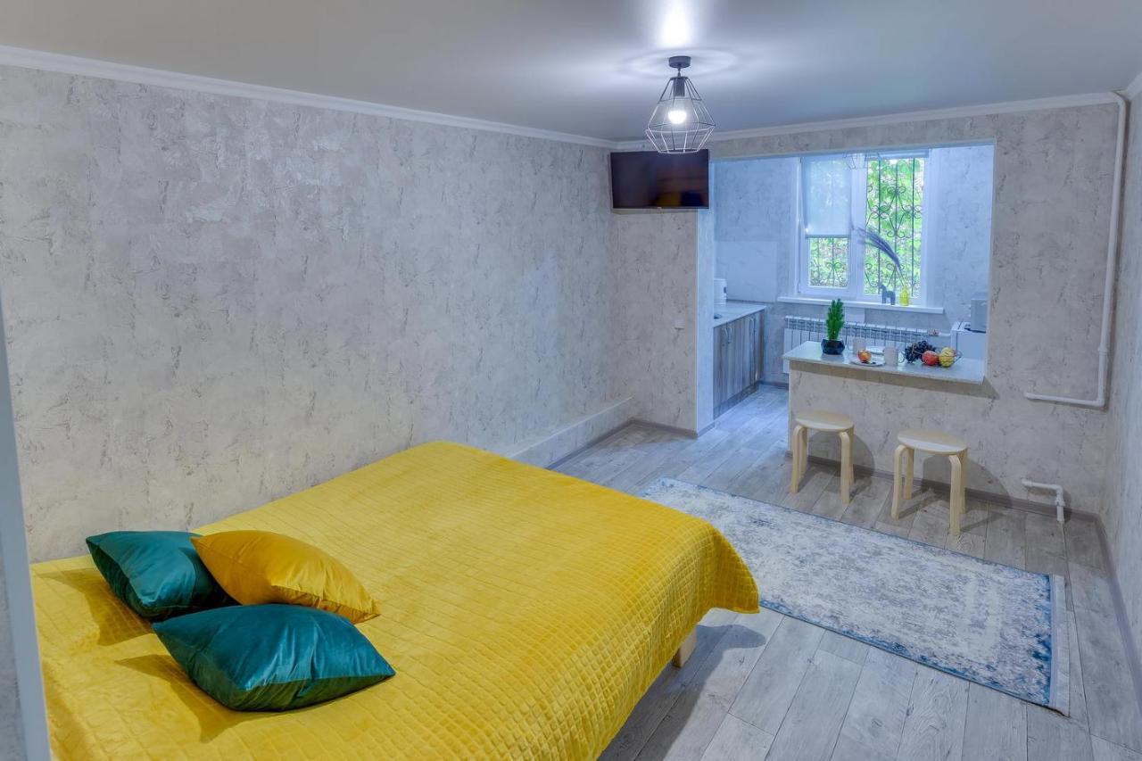 Yourhouse На Розыбакиева Утепова Недалеко От Меги Almati Kültér fotó