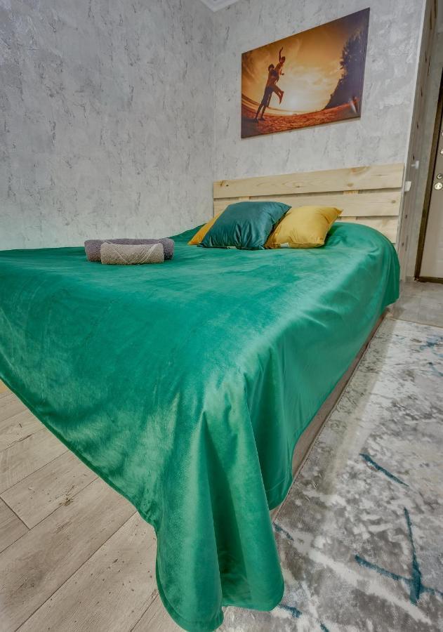 Yourhouse На Розыбакиева Утепова Недалеко От Меги Almati Kültér fotó